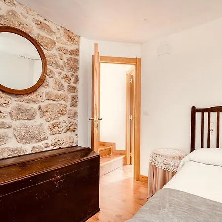 Villabu Vut-le-736 San Emiliano (Castile and Leon)